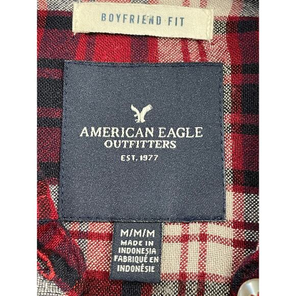 American Eagle Outfitters red plaid flannel boyfriend fit Medium long sleeved - Picture 2 of 8
